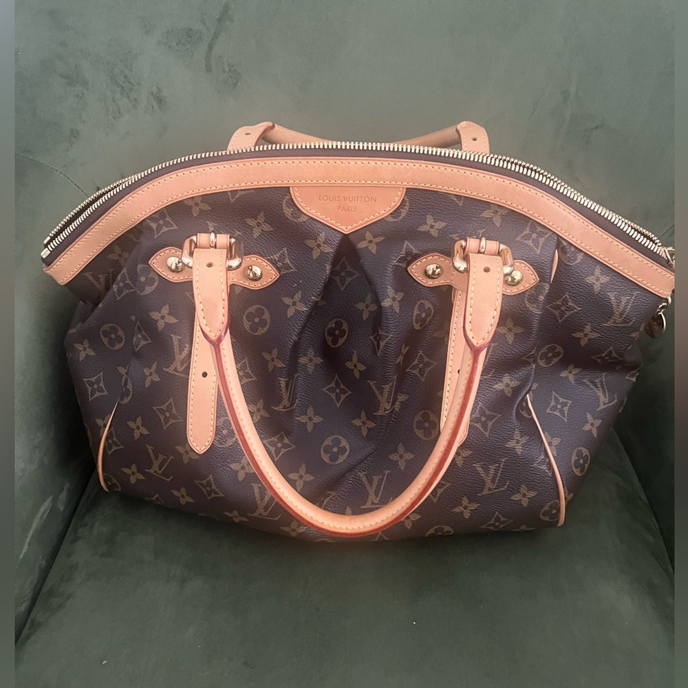 Louis Vuitton MONOGRAM TIVOLI MM
